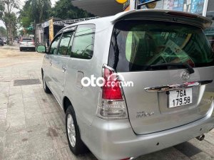 Toyota Innova  2009 G, xe gia đình, trần nĩ, 2 túi khí. 2009 - Innova 2009 G, xe gia đình, trần nĩ, 2 túi khí.