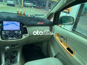 Toyota Innova  2009 G, xe gia đình, trần nĩ, 2 túi khí. 2009 - Innova 2009 G, xe gia đình, trần nĩ, 2 túi khí.