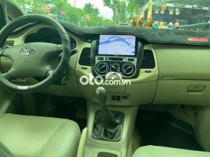 Toyota Innova  2009 G, xe gia đình, trần nĩ, 2 túi khí. 2009 - Innova 2009 G, xe gia đình, trần nĩ, 2 túi khí.