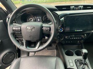 Toyota Hilux 2018 - Hỗ trợ trả góp 70%, xe đẹp, giá tốt giao ngay