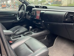 Toyota Hilux 2018 - Hỗ trợ trả góp 70%, xe đẹp, giá tốt giao ngay