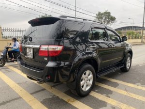 Toyota Fortuner 2011 - 4 lốp mới chạy thoải mái