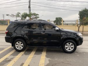 Toyota Fortuner 2011 - 4 lốp mới chạy thoải mái
