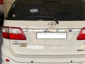 Toyota Fortuner 2011 - 2 cầu, máy xăng