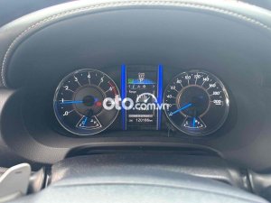 Toyota Fortuner Xe  2.7V 2017 màu trắng ngoc trai 2017 - Xe Fortuner 2.7V 2017 màu trắng ngoc trai