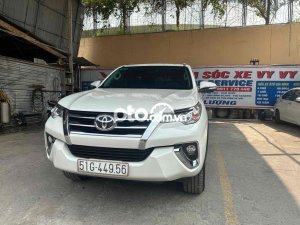 Toyota Fortuner Xe  2.7V 2017 màu trắng ngoc trai 2017 - Xe Fortuner 2.7V 2017 màu trắng ngoc trai
