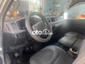 Toyota Hiace cần bán 2005 - cần bán