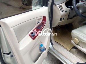 Toyota Innova Nhà cần bán  G xịn (máy nguyên bản) 2006 - Nhà cần bán INNOVA G xịn (máy nguyên bản)