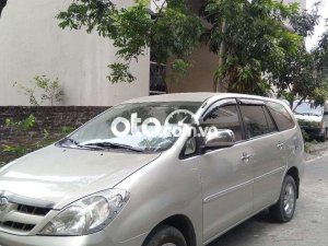 Toyota Innova Nhà cần bán  G xịn (máy nguyên bản) 2006 - Nhà cần bán INNOVA G xịn (máy nguyên bản)