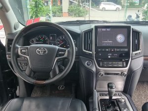 Toyota Land Cruiser 2015 - Xuất Mỹ, màu đen, model 2016, tên cá nhân