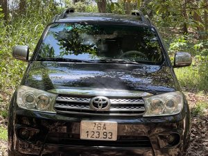 Toyota Fortuner 2011 - Cần vốn kinh doanh, gia đình cần gả xế yêu cho bác nào thiện chí