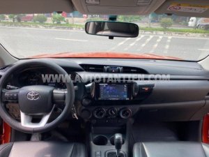 Toyota Hilux 2020 - Nhập khẩu nguyên chiếc, màu cam