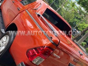 Toyota Hilux 2020 - Nhập khẩu nguyên chiếc, màu cam