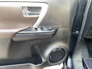 Toyota Fortuner 2018 - Máy xăng, nhập khẩu