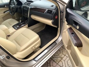 Toyota Camry 2016 - Màu vàng, tên tư nhân chính chủ
