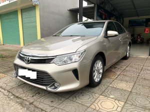 Toyota Camry 2016 - Màu vàng, tên tư nhân chính chủ