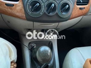 Toyota Innova  2.0 G 2010, màu vàng cát xe 7 chỗ. 2010 - innova 2.0 G 2010, màu vàng cát xe 7 chỗ.