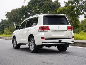 Toyota Land Cruiser 2019 - Tên công ty xuất hóa đơn cao