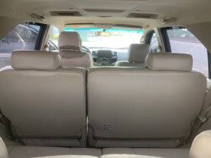 Toyota Fortuner 2010 - Số tự động 2 cầu, 7 chỗ