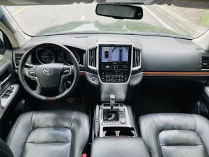 Toyota Land Cruiser 2013 - Giá 1 tỷ 890