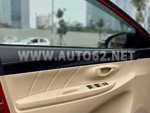 Toyota Yaris 2014 - Màu đỏ, nhập khẩu nguyên chiếc