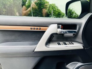 Toyota Land Cruiser 2013 - Giá 1 tỷ 890