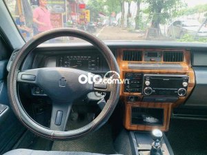 Toyota Crown cần bán  1995 , xe zin , ghế nỉ , máy ngon , 1995 - cần bán crown 1995 , xe zin , ghế nỉ , máy ngon ,