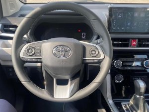 Toyota Veloz Cross 2023 - Giảm tiền mặt, tặng bảo hiểm thân vỏ, tặng phụ kiện đầy đủ, giao ngay trong tháng