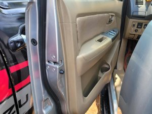Toyota Fortuner 2010 - Máy dầu, số sàn