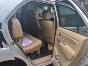Toyota Fortuner 2010 - Máy dầu, số sàn
