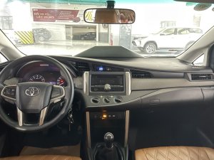 Toyota Innova 2016 - Biển Hà Nội, nguyên zin