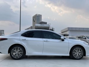 Toyota Camry 2023 - Sẵn xe - giao ngay tại Bình Định và các tỉnh lân cận