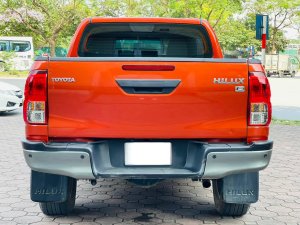 Toyota Hilux 2021 - Toyota Hilux 2021 số tự động