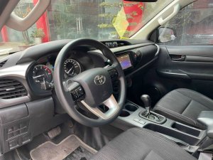 Toyota Hilux 2020 - 1 chủ từ mới