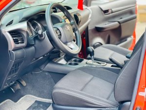 Toyota Hilux 2021 - Toyota Hilux 2021 số tự động