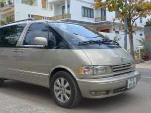 Toyota Previa 2.4AT 1992 - Cần bán xe Toyota Previa 2.4AT đời 1992, màu vàng, xe nhập, giá 125tr