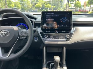 Toyota Corolla Cross 2021 - 1 chủ,màu trắng Ngọc trai,odo 1,9v km.