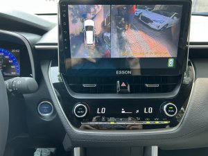 Toyota Corolla Cross 2021 - 1 chủ,màu trắng Ngọc trai,odo 1,9v km.