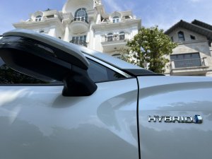 Toyota Corolla Cross 2021 - 1 chủ,màu trắng Ngọc trai,odo 1,9v km.