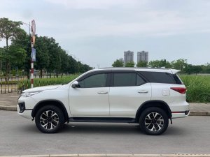 Toyota Fortuner 2019 - Màu trắng, giá tốt