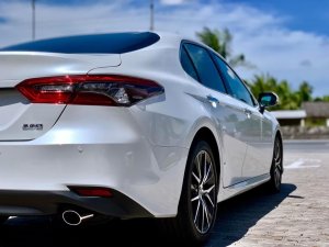 Toyota Camry 2023 - Biểu tượng cho sự thành công và đẳng cấp