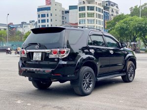 Toyota Fortuner 2015 - Màu đen, biển Hà Nội