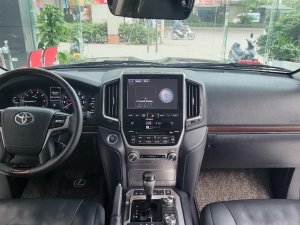 Toyota Land Cruiser 2015 - Xuất Mỹ, màu đen, model 2016, tên cá nhân