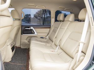 Toyota Land Cruiser 2016 - Màu xanh