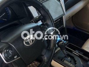 Toyota Camry Bán xe  2.0E 2016 xe gia đình đi còn rất mới 2016 - Bán xe Camry 2.0E 2016 xe gia đình đi còn rất mới