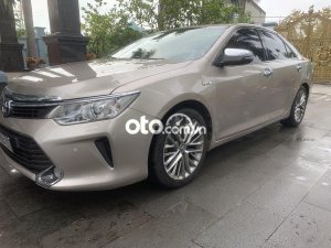 Toyota Camry Bán xe  2.0E 2016 xe gia đình đi còn rất mới 2016 - Bán xe Camry 2.0E 2016 xe gia đình đi còn rất mới
