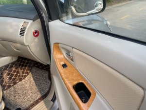 Toyota Innova 2009 - Xe gia đình