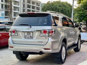 Toyota Fortuner 2013 - Xe đẹp xuất sắc, full lịch sử xe, hỗ trợ trả góp 70% giá trị xe