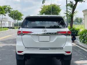 Toyota Fortuner 2021 - Màu trắng, nội thất đen