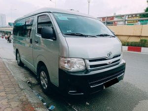 Toyota Hiace 2011 - Máy xăng, số sàn 16 chỗ